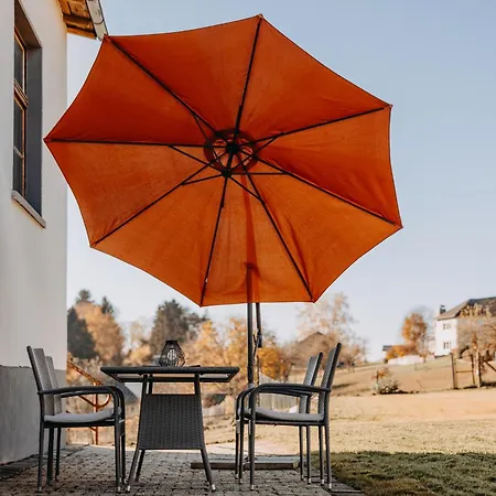 Apartment Kleeoase - Modernes - Infrarotsauna - Terrasse - Garten Weinbach