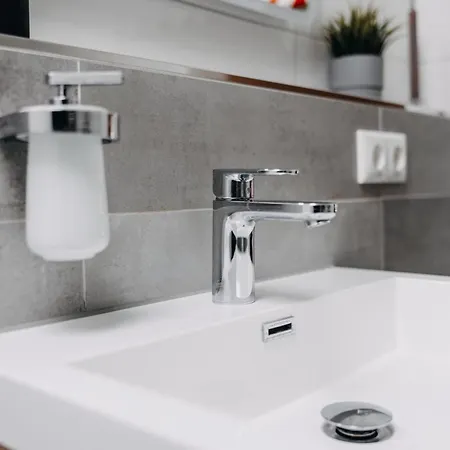 Kleeoase - Modernes - Infrarotsauna - Terrasse - Garten - Kostenlosem Parkplatz Appartement Weinbach