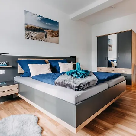 Kleeoase - Modernes - Infrarotsauna - Terrasse - Garten Weinbach