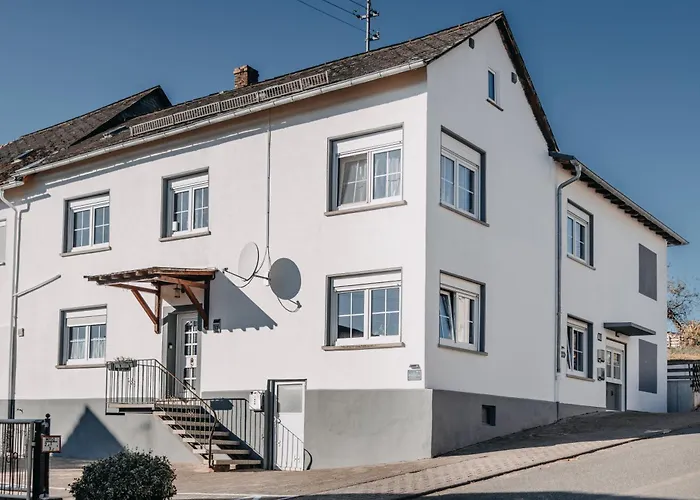 Apartman Kleeoase - Modernes - Infrarotsauna - Terrasse - Garten - Kostenlosem Parkplatz