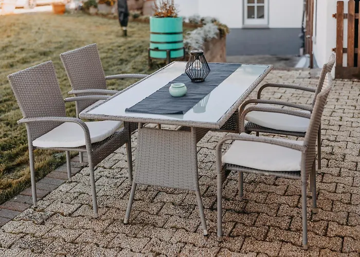 Apartman Kleeoase - Modernes - Infrarotsauna - Terrasse - Garten - Kostenlosem Parkplatz *